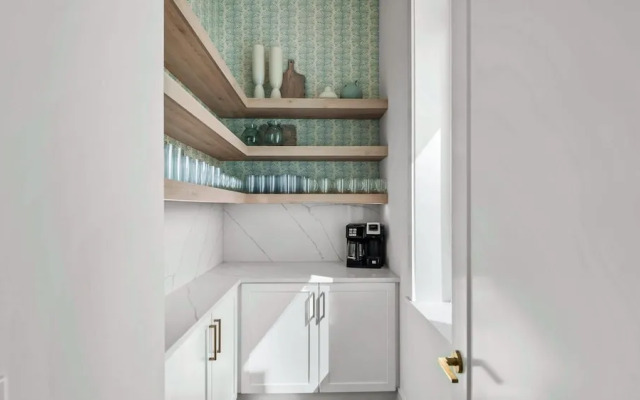 Sandbar Social in Siesta Key