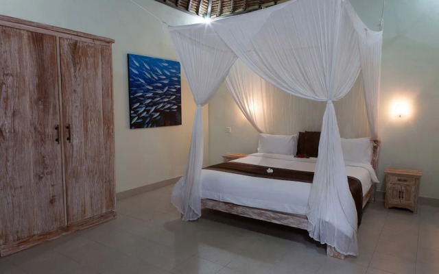 Simona Villa - Simona