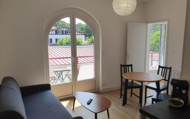 Nice Apartment Near The Sea And Commodities