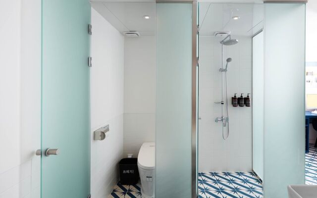 Jamsil Eppeuda Hotel