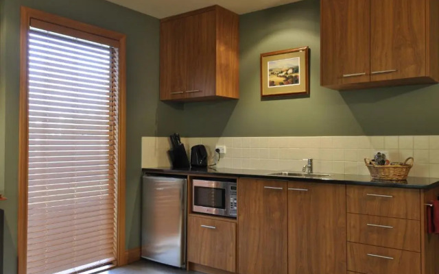 Luxury on Lansdown