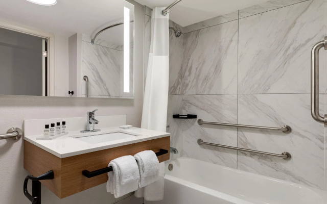 Wyndham Garden Atlanta Airport