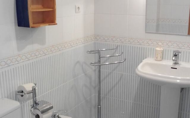 Apartamento Praia de Porches,izibookings