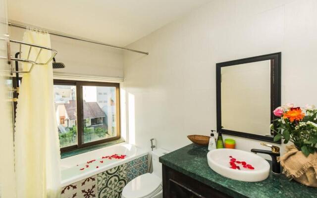 POOL Seaview 3B Apartment - BATHTUB -BALCONY