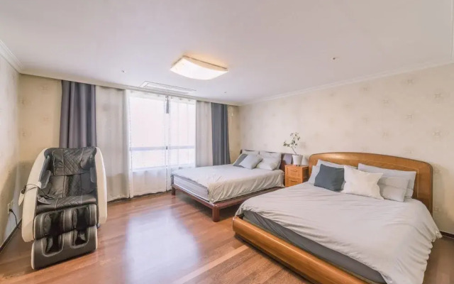 Sejong Party House