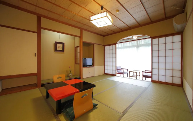 Select Grand Kagayamanaka