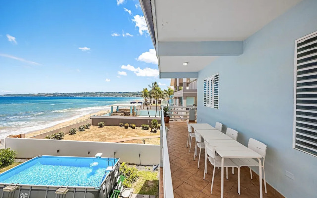 Golf Course Access Balcony Infinity Pool