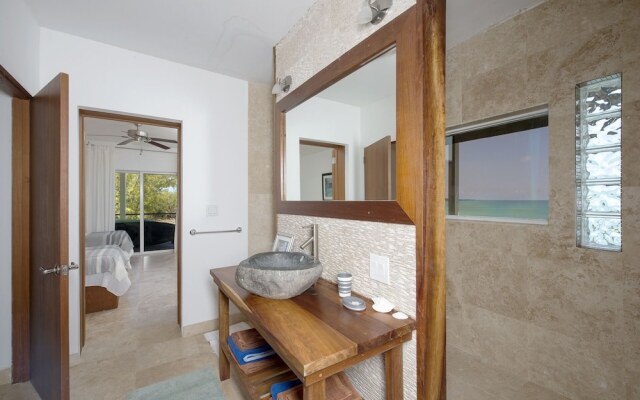 Touch Of Class 3 Bedroom Home