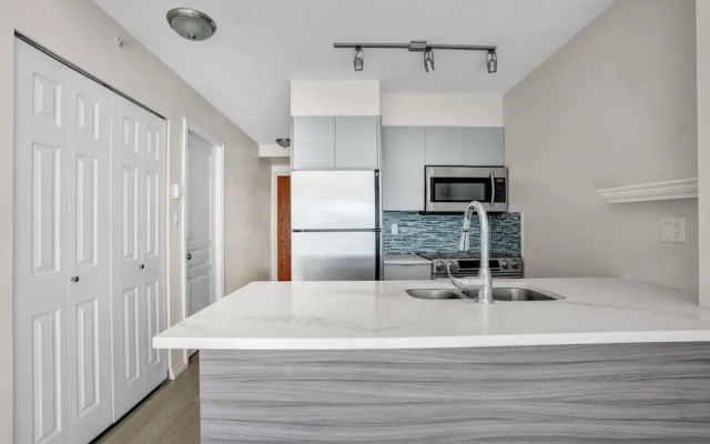 Amazing Views Of The City Downtown Vancouver