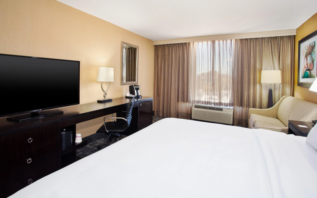 Crowne Plaza Hotel Greenville-I-385-Roper Mtn Rd by IHG
