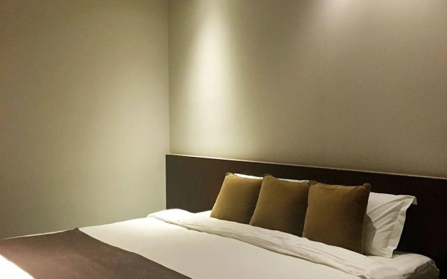 Shichahai Sandalwood Boutique Hotel