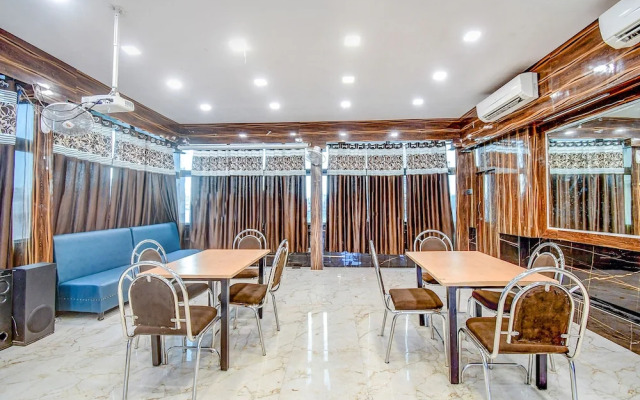Imperio I by  FabHotel