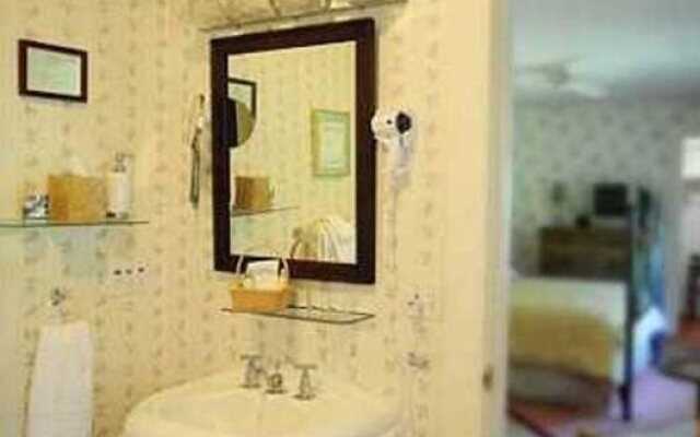 The Nobnocket Boutique Inn( Ex. The Doctor's House)