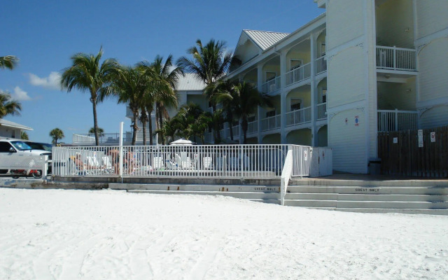 Pierview Hotel and Suites