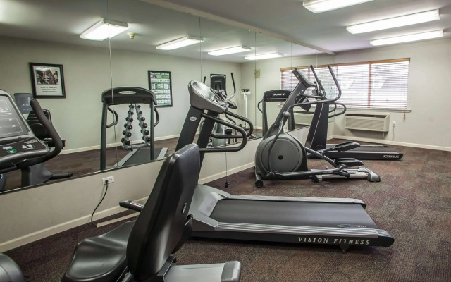 Quality Inn and Suites St Charles - West Chicago