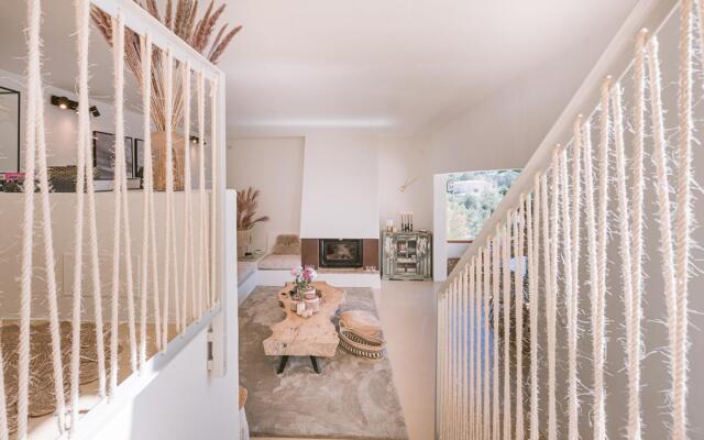 Can Furnet in Ibiza with 4 bedrooms and 8 bathrooms