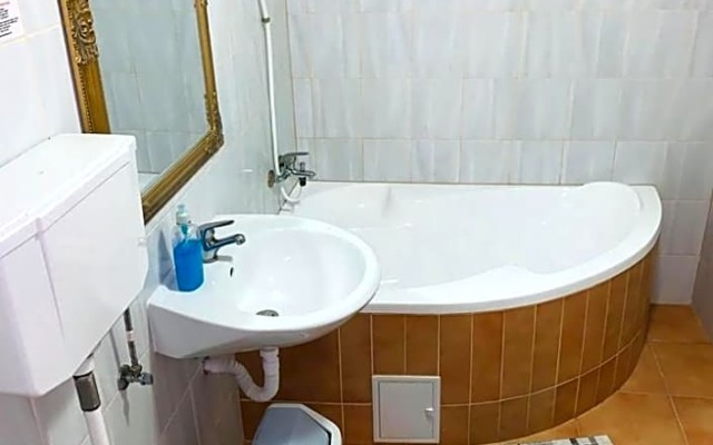 Rózsás Motel
