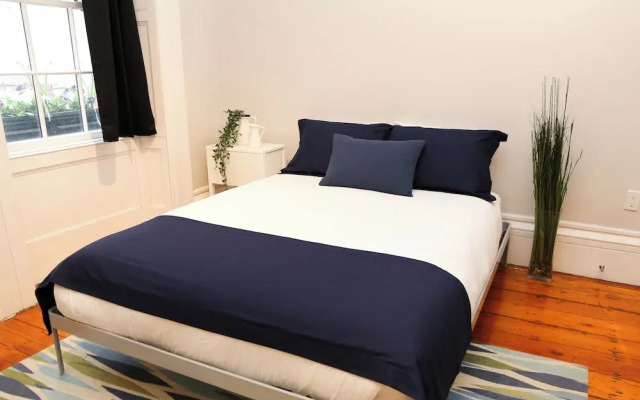 Maverick Suites at 40 Temple St