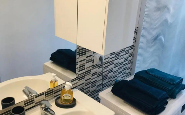 Cozy Apartment 3 Km Away From Duomo