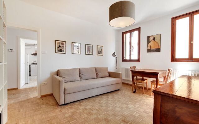 Santo Stefano Accademia Apartment Venice