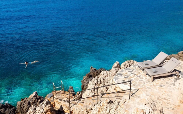 Lighthouse Loft Gunbatimi