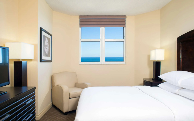 DoubleTree Resort & Spa by Hilton Ocean Point-N. Miami Beach