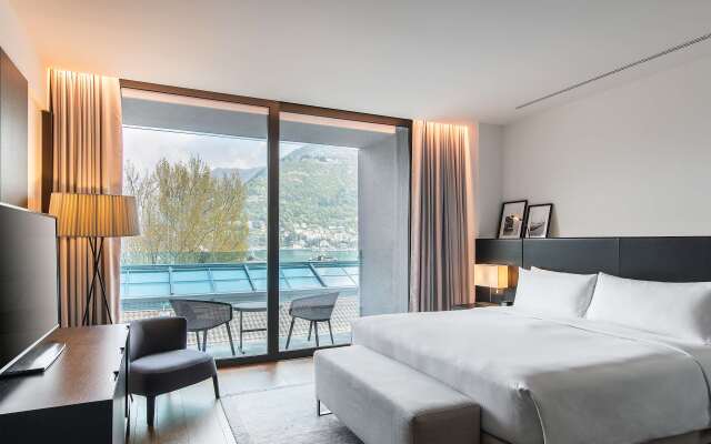 Hilton Lake Como Hotel