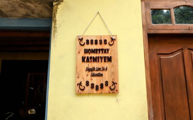 Kasmiyem Homestay