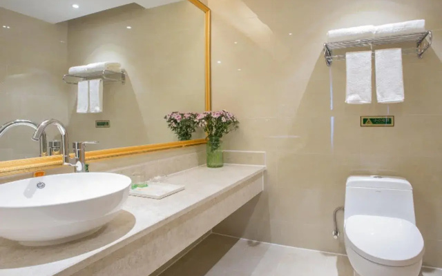 Vienna Hotel (Chengdu Xinfan Furniture City)