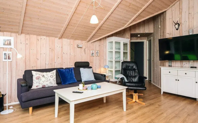 7 Person Holiday Home in Oksbol