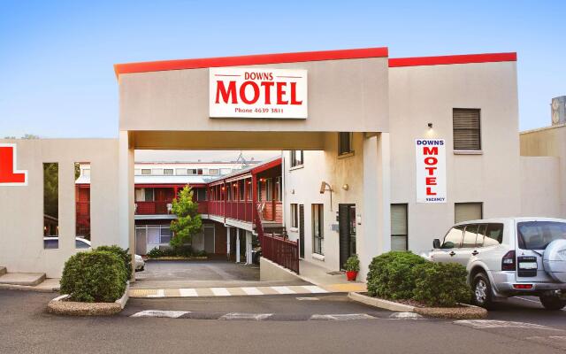 Downs Motel