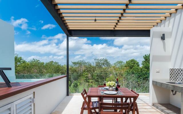 Panoramic By Alegria Rentals and Sandy Powerful