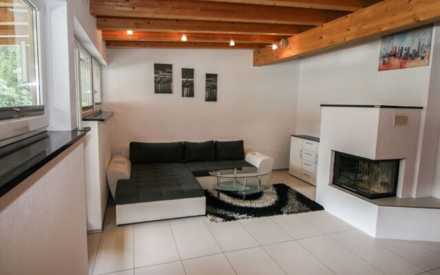 Apartment Sandra See