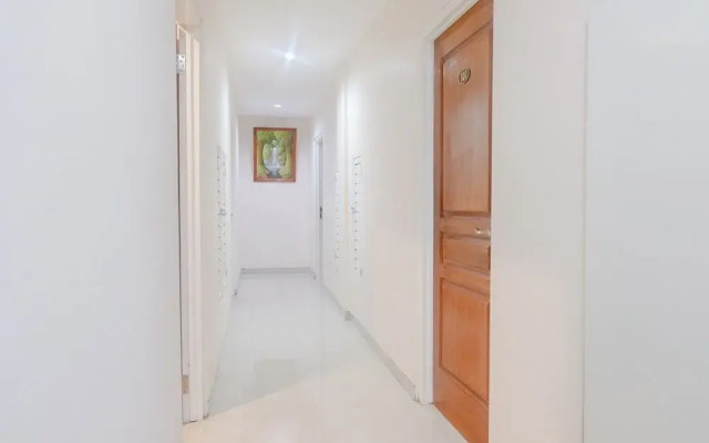 Oyo 696 Hasanah Guest House Syariah de Saphire