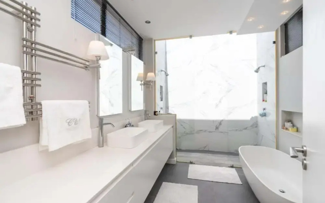 Ocean Views 5 Bedroom Apartments