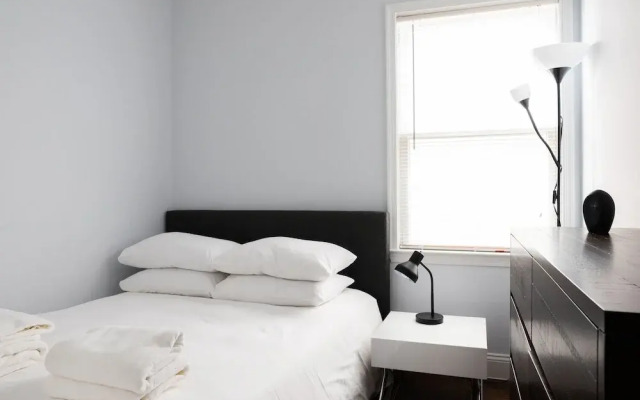 Giles Ave 6 Bedroom Gem