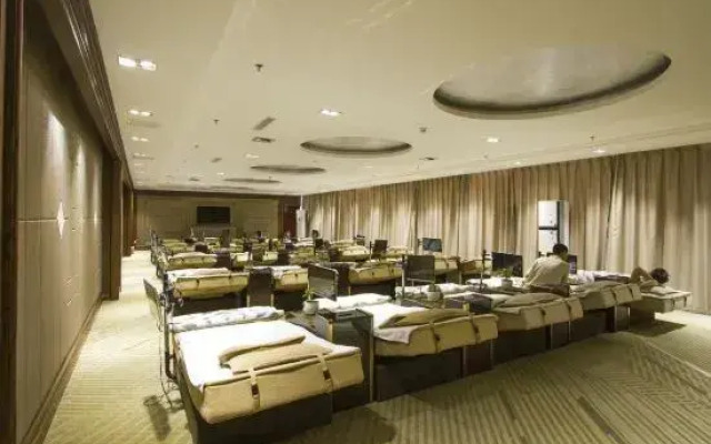 Jinze Hotel