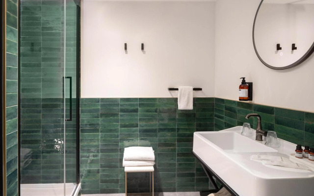 Maisons du Monde Hôtel & Suites - La Rochelle Vieux Port