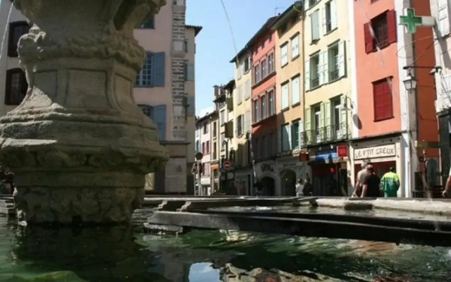 Appartement Le Puy-en-Velay, 3 pièces, 6 personnes - FR-1-582-6