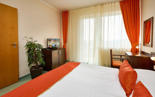 Hotel SOREA Regia
