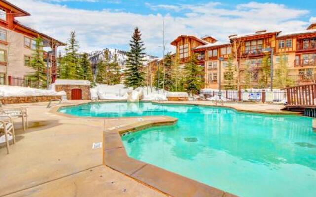 Eagle Springs East 201: Horsetail Suite