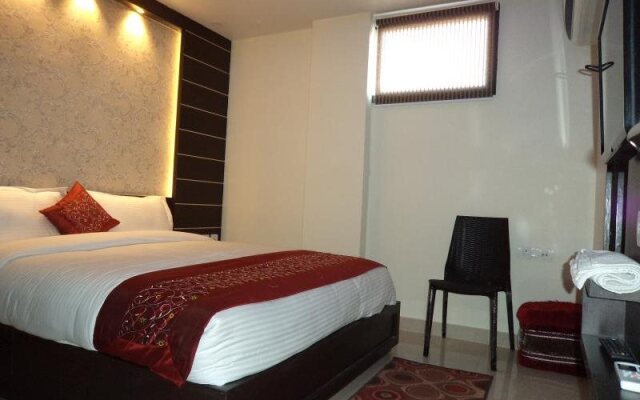 Ashu Hotel