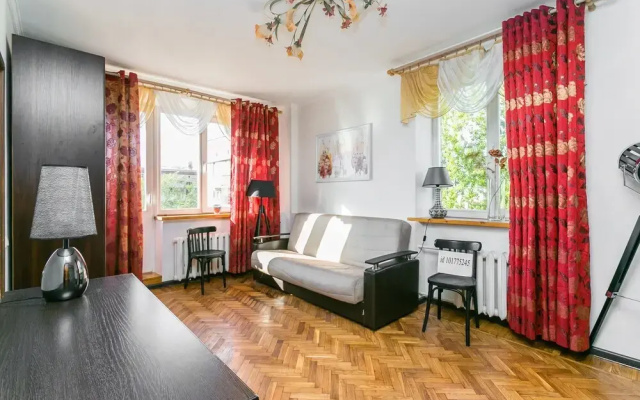 Apartments on Bolshoy Kondratyevskiy Pereulok