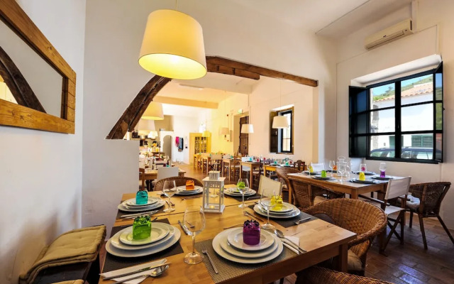 Casa Da Tia Amália Hostel