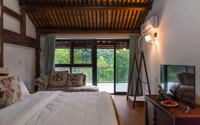 Tong Lu Ye Du Li Cun