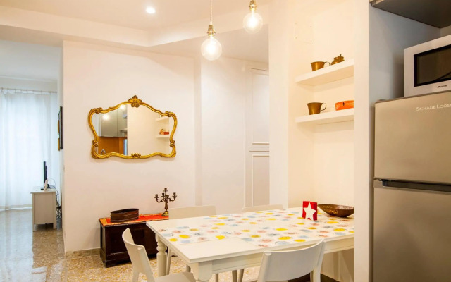 Vatican Museums Roomy Apartment