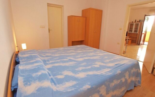 Apartment 21