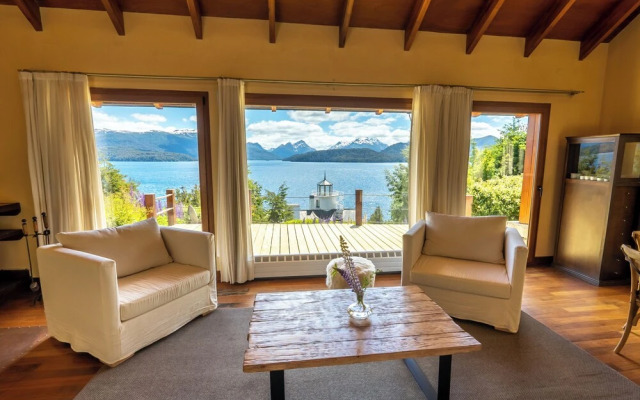 Rent Up -Casa junto al lago Nahuel Huapi