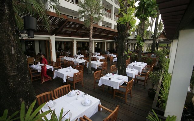 Sunset Beach Resort