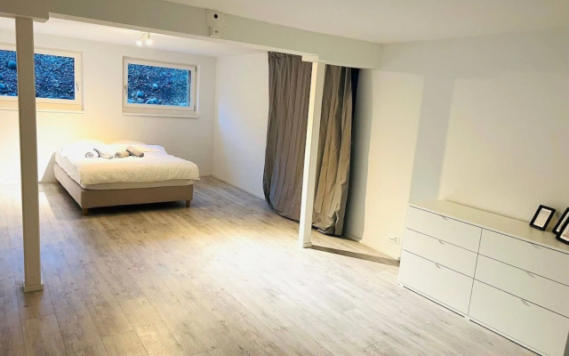 Big House for 10 People